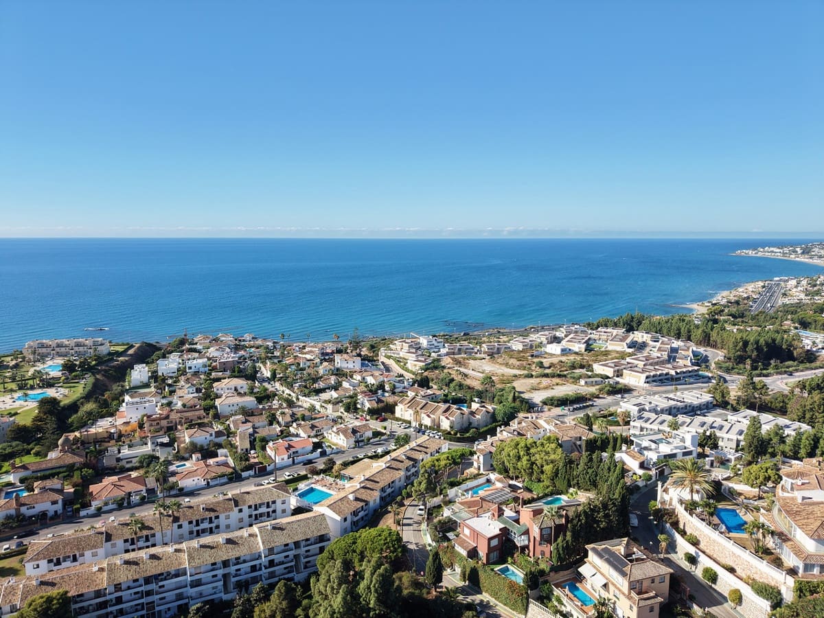4 soveværelse Villa til salg i El Chaparral med swimmingpool garage - € 996.000 (Ref: 10017528)