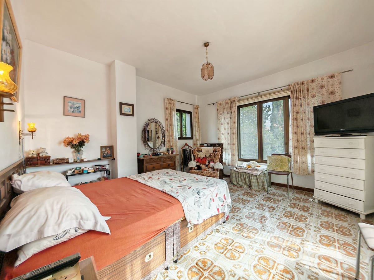 3 soverom Villa til salgs i Mijas Costa med svømmebasseng garasje - € 995 000 (Ref: 10022491)