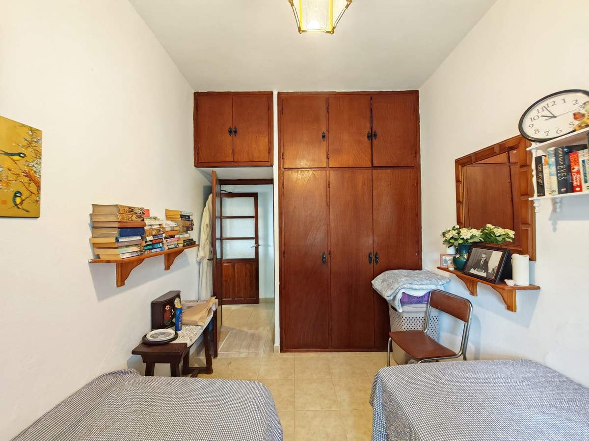 3 soverom Villa til salgs i Mijas Costa med svømmebasseng garasje - € 995 000 (Ref: 10022491)
