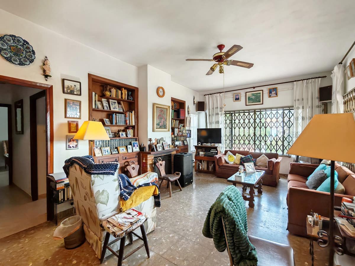 3 soverom Villa til salgs i Mijas Costa med svømmebasseng garasje - € 995 000 (Ref: 10022491)