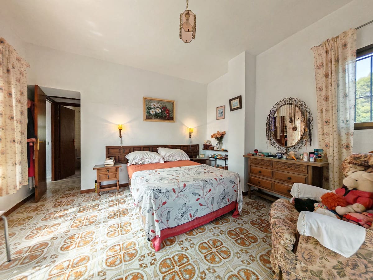 3 soverom Villa til salgs i Mijas Costa med svømmebasseng garasje - € 995 000 (Ref: 10022491)