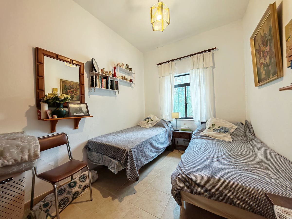 3 soverom Villa til salgs i Mijas Costa med svømmebasseng garasje - € 995 000 (Ref: 10022491)