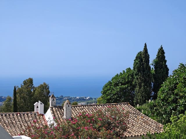 4 chambre Maison de Ville à vendre à Los Monteros, Marbella avec piscine - 620 000 € (Ref: 10025638)