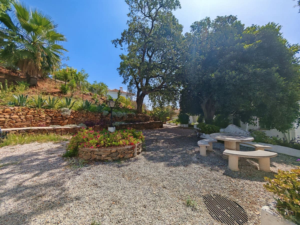4 chambre Maison de Ville à vendre à Los Monteros avec piscine - 620 000 € (Ref: 10025638)