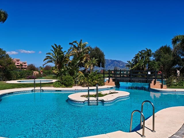 3 bedroom Apartment for sale in La Mairena, Ojen with pool garage - € 568,000 (Ref: 10025639)