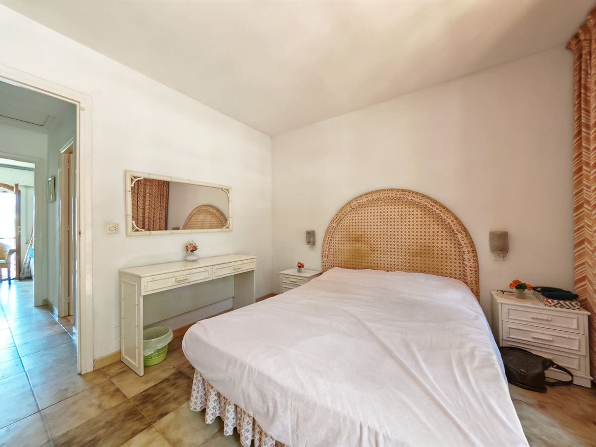 2 sypialnia Dom na sprzedaż w Elviria z basenem - 315 000 € (Ref: 10026173)