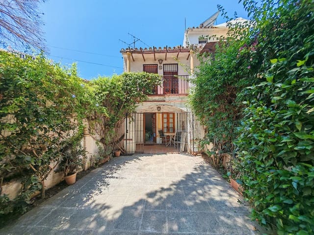2 sypialnia Dom na sprzedaż w Elviria, Marbella z basenem - 315 000 € (Ref: 10026173)