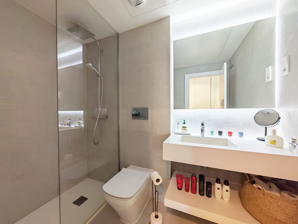 2 makuuhuone Huoneisto myytävänä paikassa La Cala de Mijas mukana uima-altaan - 525 000 € (Ref: 10030564)
