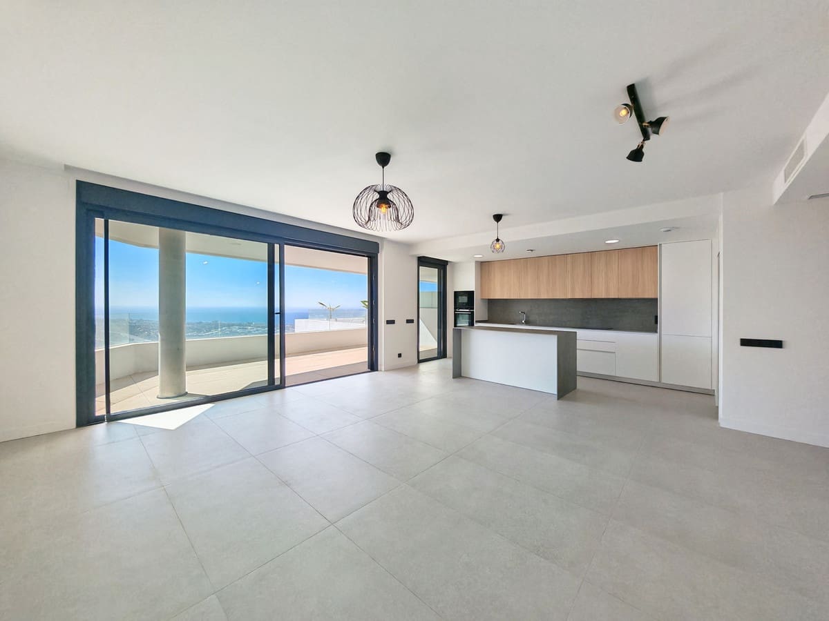 3 sovrum Lägenhet till salu i Los Monteros med pool garage - 820 000 € (Ref: 10032066)