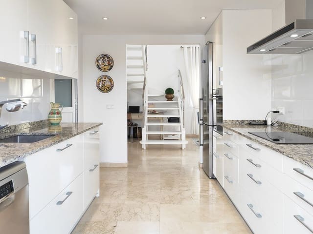 3 soverom Leilighet til salgs i Carib Playa, Marbella med svømmebasseng garasje - € 795 000 (Ref: 10049284)