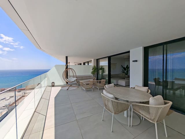 2 soveværelse Lejlighed til salg i Fuengirola med swimmingpool garage - € 994.000 (Ref: 10050309)