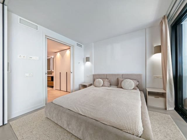 2 soveværelse Lejlighed til salg i Fuengirola med swimmingpool garage - € 994.000 (Ref: 10050309)