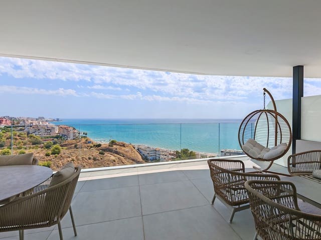 2 soveværelse Lejlighed til salg i Fuengirola med swimmingpool garage - € 994.000 (Ref: 10050309)