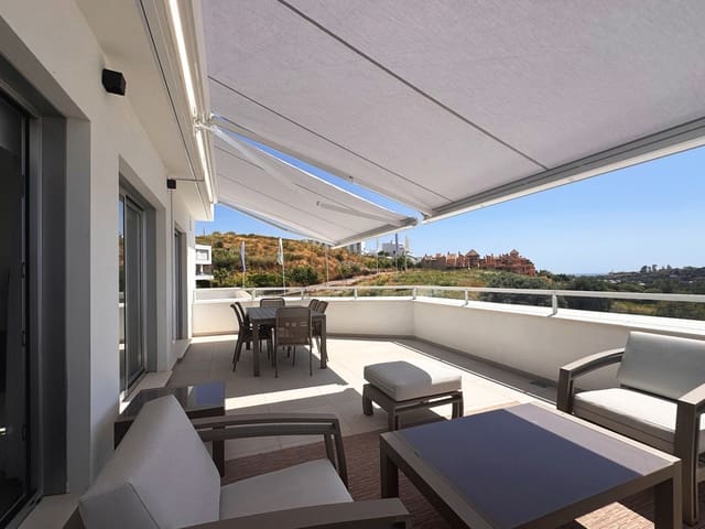 3 bedroom Penthouse for sale in Cancelada, Estepona with pool garage - € 565,000 (Ref: 10064155)