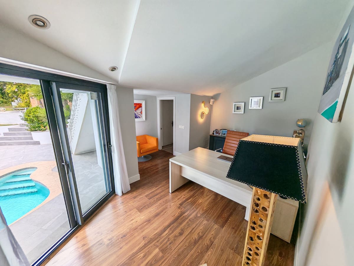 4 chambre Villa/Maison à vendre à El Rosario avec piscine garage - 1 995 000 € (Ref: 10078150)