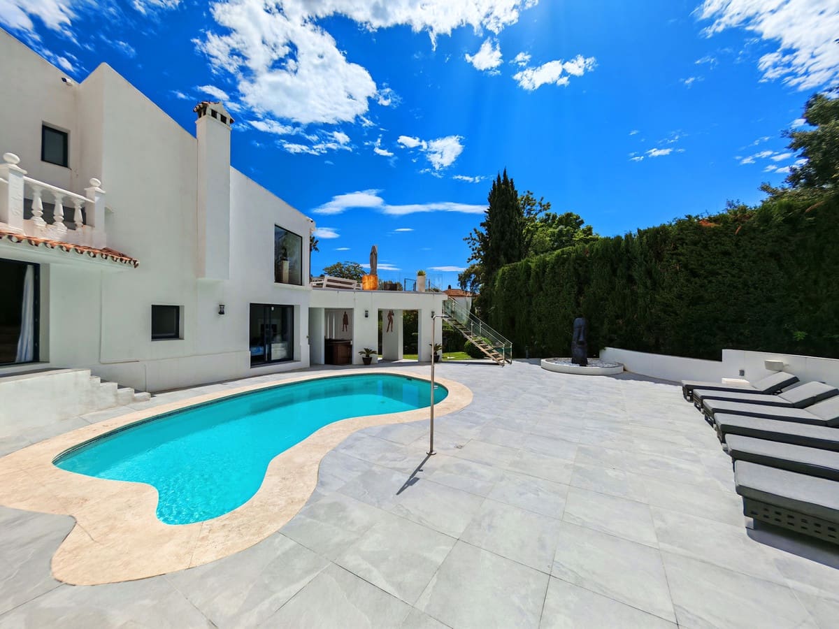 4 chambre Villa/Maison à vendre à El Rosario avec piscine garage - 1 995 000 € (Ref: 10078150)