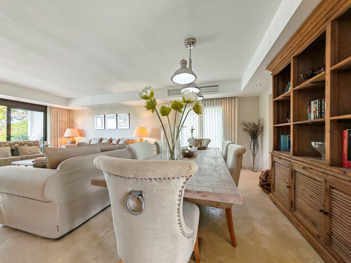 3 sovrum Villa till salu i El Chaparral med pool garage - 1 600 000 € (Ref: 10078151)