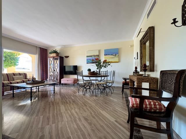 3 soverom Leilighet til salgs i Elviria, Marbella med svømmebasseng garasje - € 825 000 (Ref: 10089548)