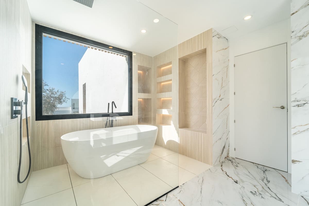 4 slaapkamer Villa te koop in Benalmadena met zwembad garage - € 2.190.000 (Ref: 10100158)