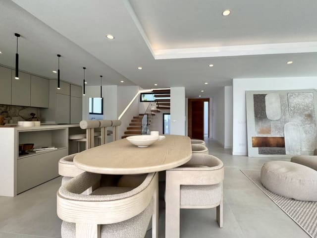 Chalet de 5 habitaciones en Benalmádena en venta con piscina garaje - 2.190.000 € (Ref: 10100158)