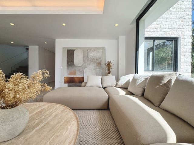 Chalet de 5 habitaciones en Benalmádena en venta con piscina garaje - 2.190.000 € (Ref: 10100158)