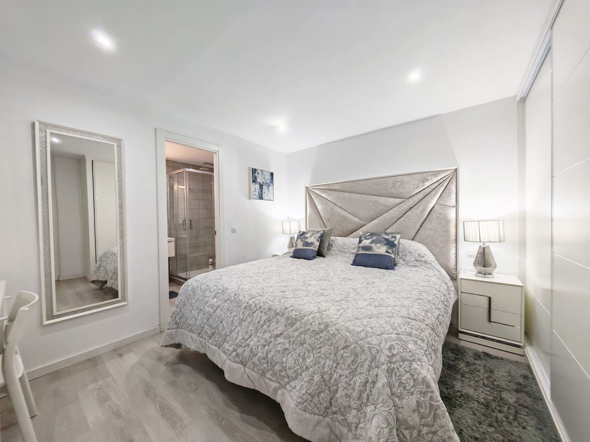 4 Zimmer Haus zu verkaufen in Cabopino mit Pool - 675.000 € (Ref: 10115666)