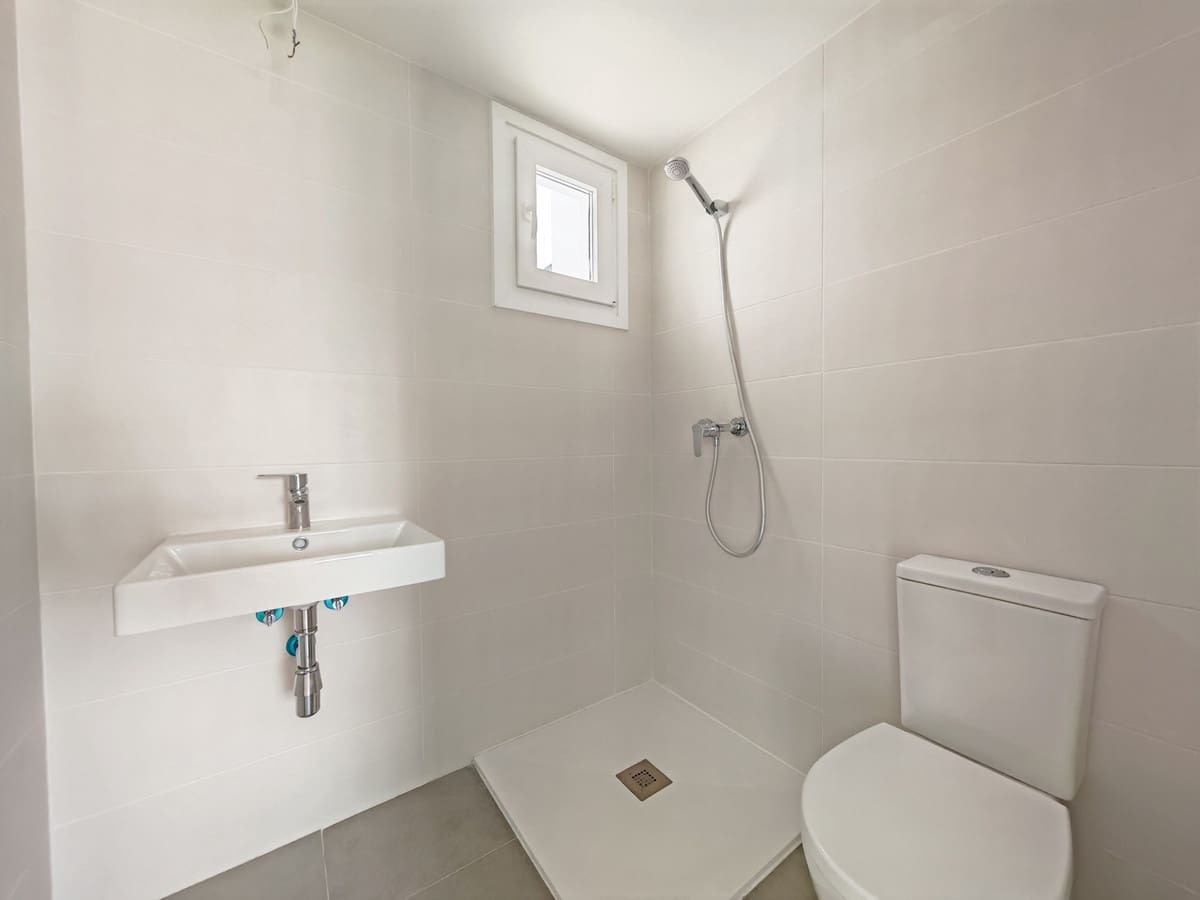 2 soverom Leilighet til salgs i Fuengirola med svømmebasseng garasje - € 440 000 (Ref: 10119935)