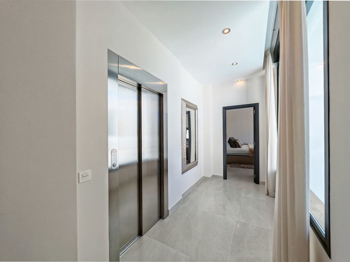 5 camera da letto Villa in vendita in El Rosario con piscina garage - 3.900.000 € (Rif: 10171486)