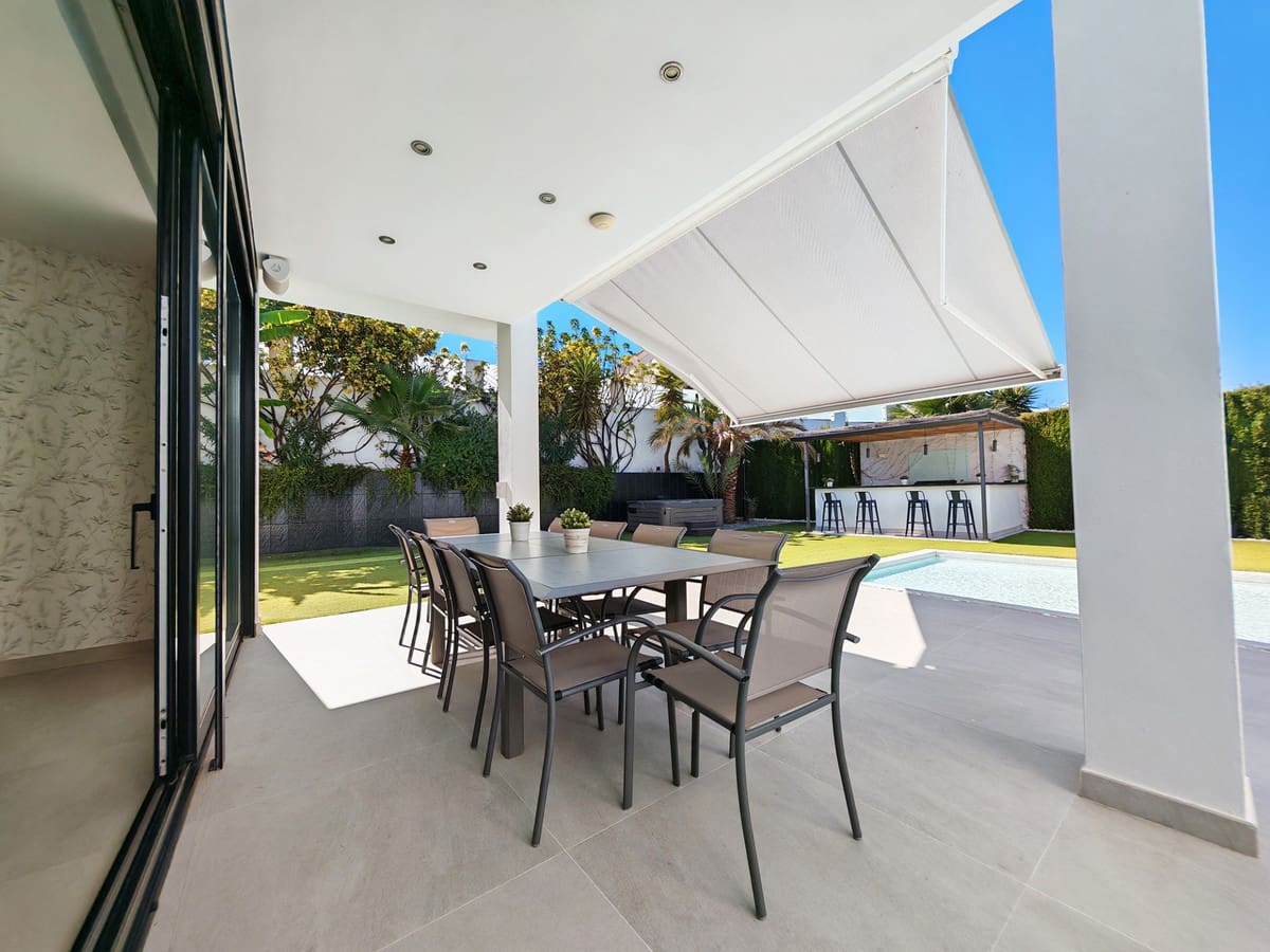 5 camera da letto Villa in vendita in El Rosario con piscina garage - 3.900.000 € (Rif: 10171486)