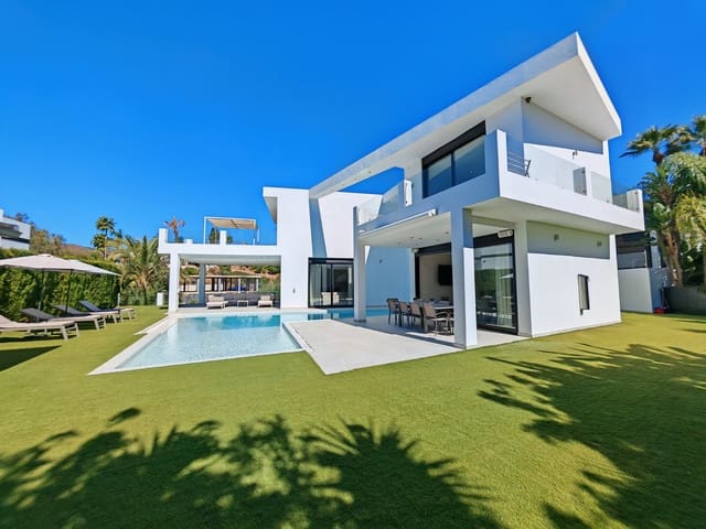 5 sovrum Villa till salu i El Rosario, Marbella med pool garage - 3 900 000 € (Ref: 10171486)