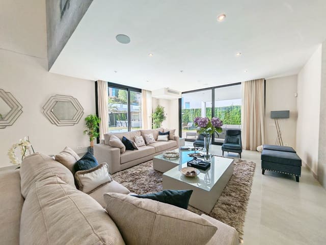 5 sovrum Villa till salu i El Rosario, Marbella med pool garage - 3 900 000 € (Ref: 10171486)