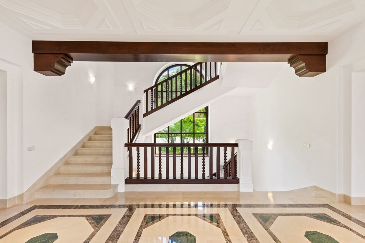 10 soverom Villa til salgs i La Zagaleta med svømmebasseng garasje - € 11 800 000 (Ref: 4642758)