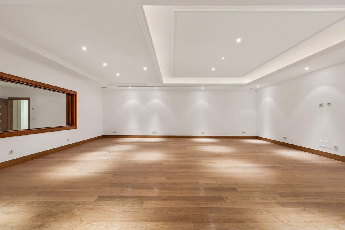 Chalet de 10 habitaciones en La Zagaleta en venta con piscina garaje - 11.800.000 € (Ref: 4642758)