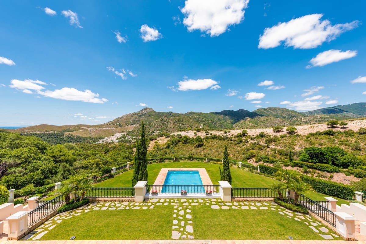 Chalet de 10 habitaciones en La Zagaleta en venta con piscina garaje - 11.800.000 € (Ref: 4642758)