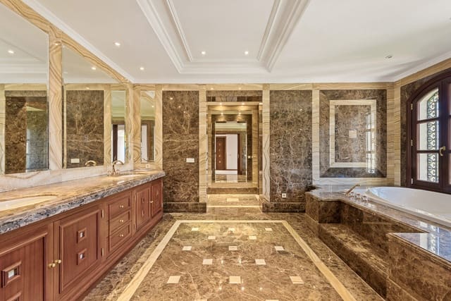 10 sypialnia Willa na sprzedaż w La Zagaleta, Benahavís z basenem garażem - 11 800 000 € (Ref: 4642758)
