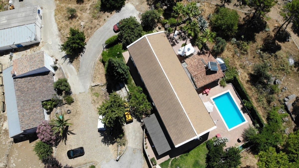 Grunde uden byggetilladelser til salg i Ronda - € 17.500.000 (Ref: 4676787)