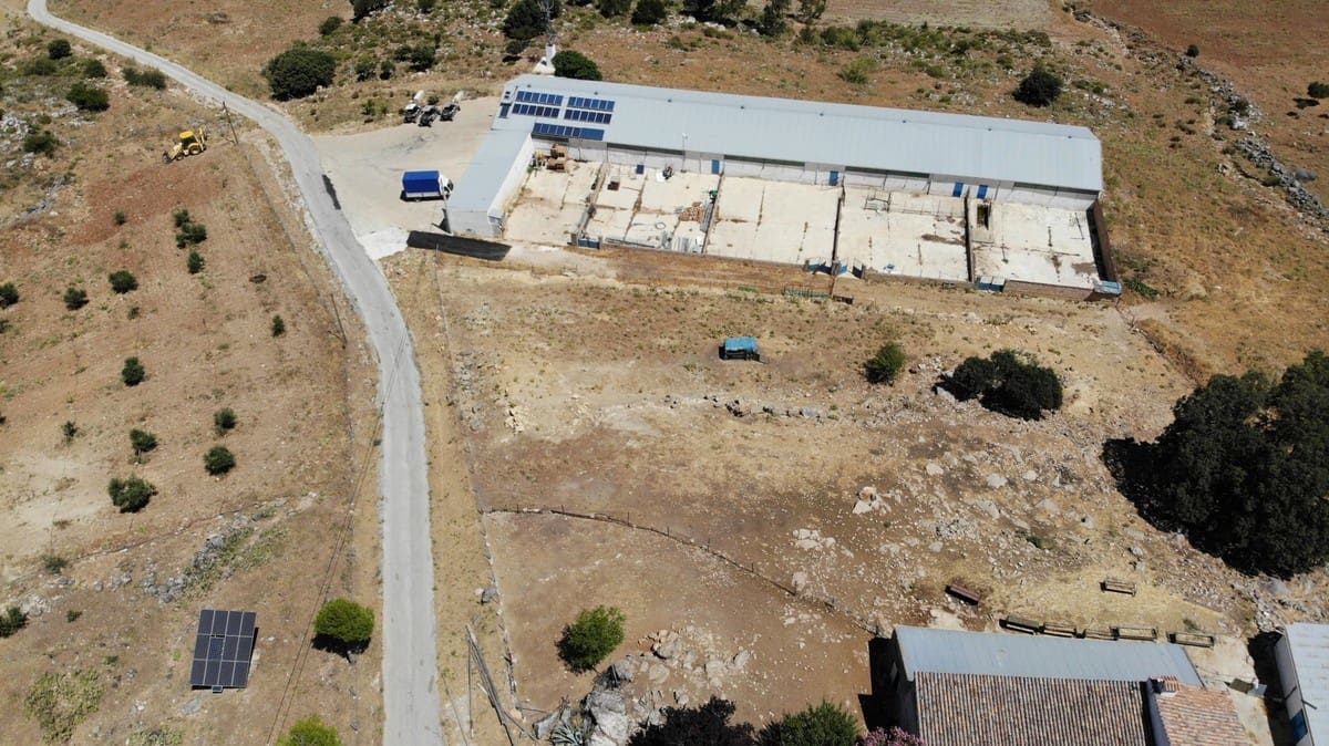 Grunde uden byggetilladelser til salg i Ronda - € 17.500.000 (Ref: 4676787)