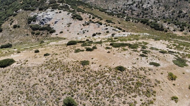 Ubebygd land til salgs i Ronda - € 17 500 000 (Ref: 4676787)