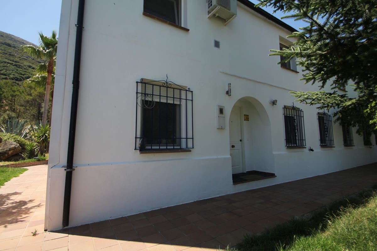 Undeveloped Land for sale in Ronda - € 17,500,000 (Ref: 4676787)