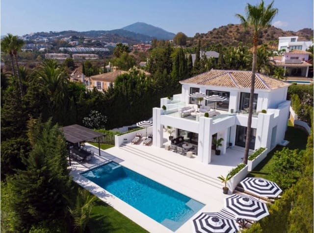 5 slaapkamer Villa te koop in Nueva Andalucia, Marbella met zwembad - € 3.995.000 (Ref: 4954929)