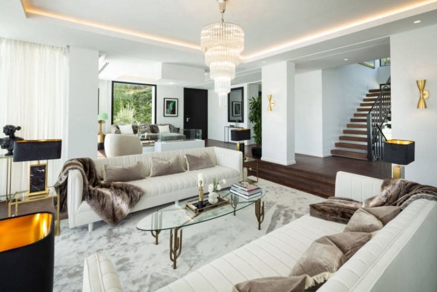 5 soveværelse Villa til salg i Nueva Andalucia med swimmingpool - € 3.995.000 (Ref: 4954929)