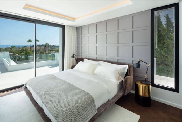 5 soverom Villa til salgs i Nueva Andalucia, Marbella med svømmebasseng - € 3 995 000 (Ref: 4954929)