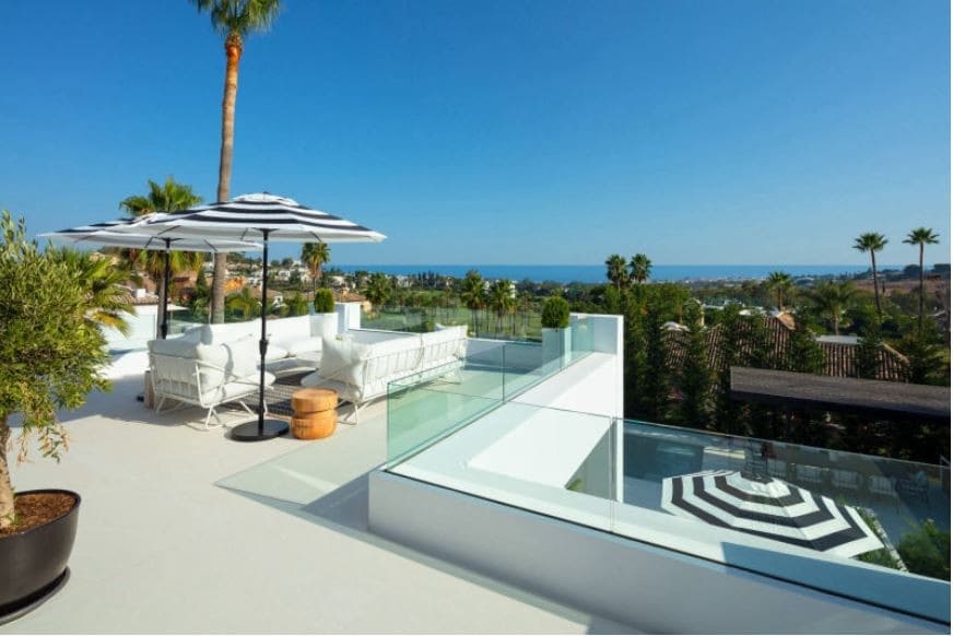 5 soveværelse Villa til salg i Nueva Andalucia med swimmingpool - € 3.995.000 (Ref: 4954929)