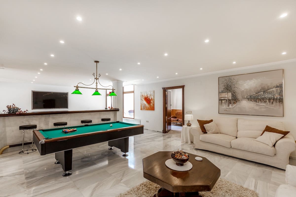 Chalet de 8 habitaciones en Marbella en venta con piscina garaje - 5.495.000 € (Ref: 5179794)