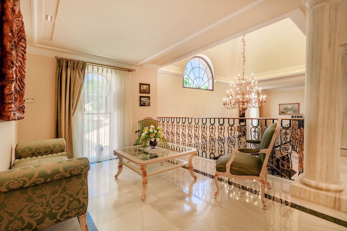 Chalet de 8 habitaciones en Marbella en venta con piscina garaje - 5.495.000 € (Ref: 5179794)