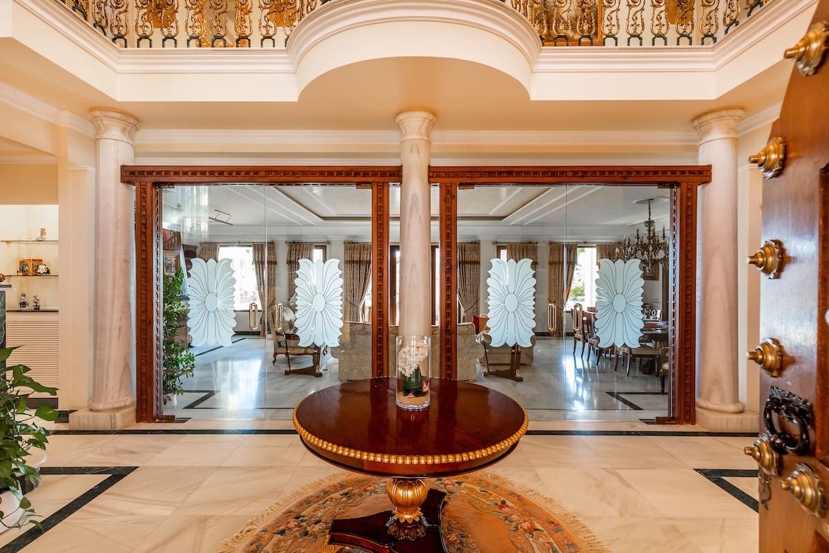 Chalet de 8 habitaciones en Marbella en venta con piscina garaje - 5.495.000 € (Ref: 5179794)