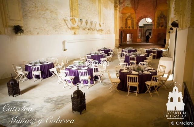 12 bedroom Commercial for sale in Cazalla de la Sierra with garage - € 6,600,000 (Ref: 5414973)