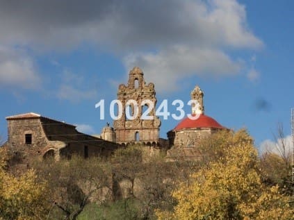 12 bedroom Commercial for sale in Cazalla de la Sierra with garage - € 6,600,000 (Ref: 5414973)