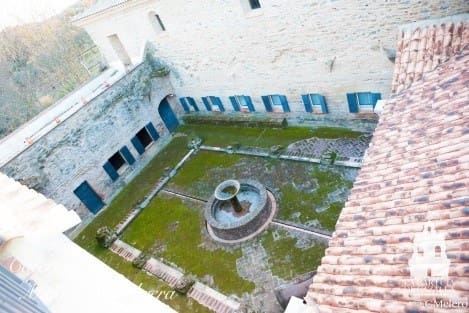 12 soverom Kommersiell til salgs i Cazalla de la Sierra med garasje - € 6 600 000 (Ref: 5414973)