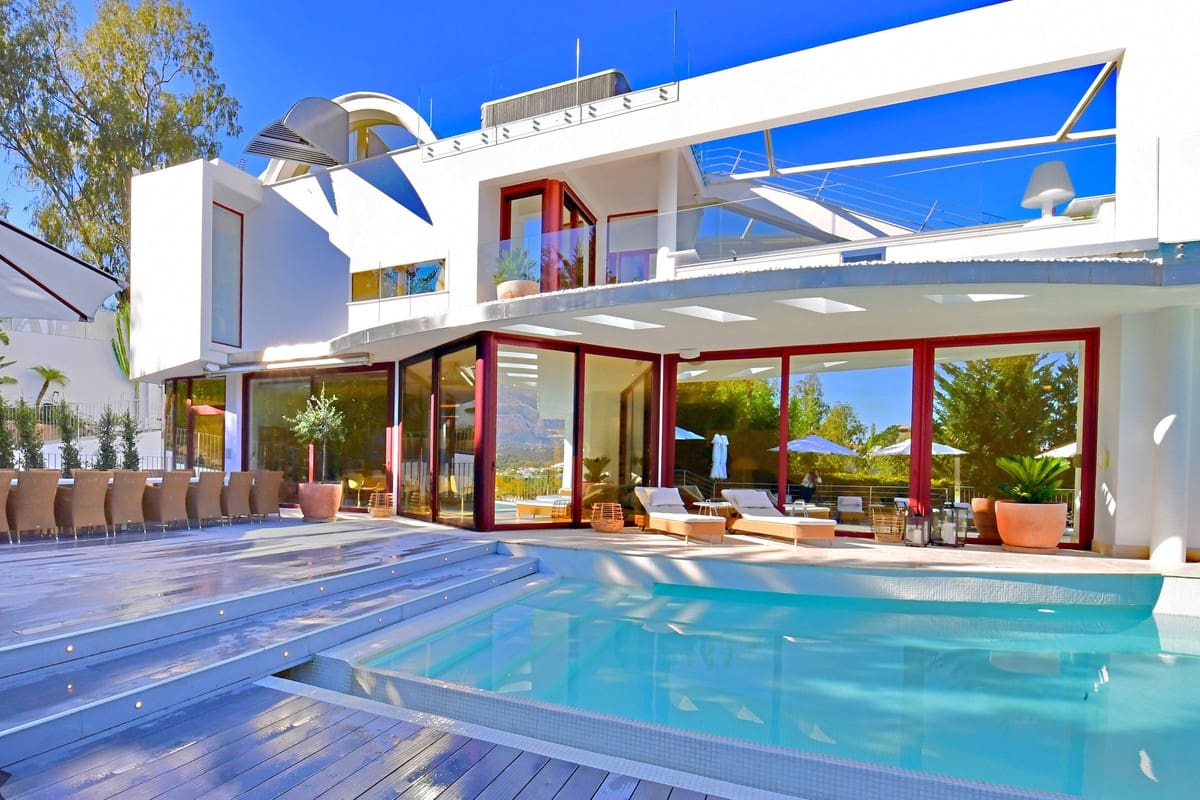 Chalet de 7 habitaciones en Nueva Andalucia en venta con piscina garaje - 4.400.000 € (Ref: 6485913)